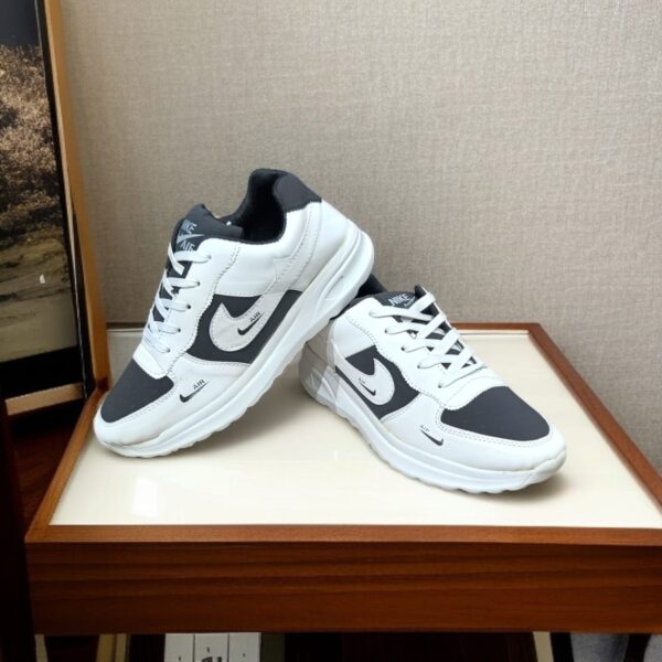 Nike Air Black And White Sneakers for Men (YS-27)